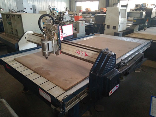 木工雕刻機及配件的日常保養和維護方法